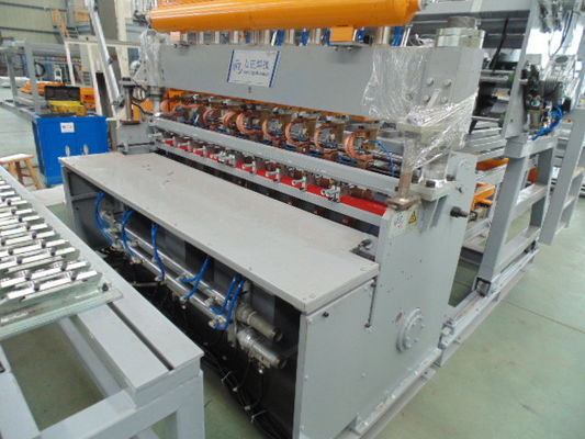 Fil pneumatique Mesh Bending Machine Programming Adjustments de la largeur 3300mm